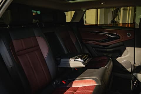 Land Rover EVOQUE 2021 (е222нв39), фото 4
