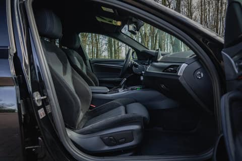 BMW 520D XDRIVE G30 2018 (У305АК39), фото 6