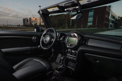 Mini Cooper cabrio 2018 (с898тн39), фото 8