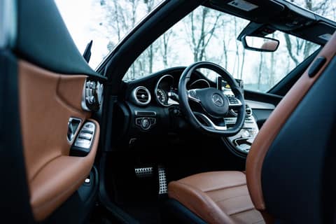 Mercedes-Benz C300 cabrio 2018 (с579ук39), фото 4