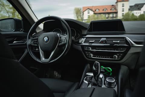 BMW 520d G31 2018 (С632УН39), фото 6