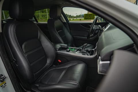 Jaguar XE 2021 (у317ак39), фото 6