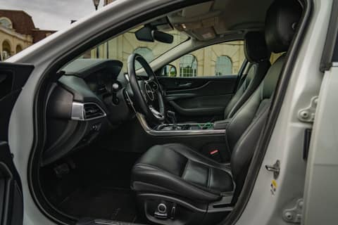 Jaguar XE 2021 (у317ак39), фото 7