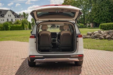 Kia Carnival 2020 (т184мо39), фото 7